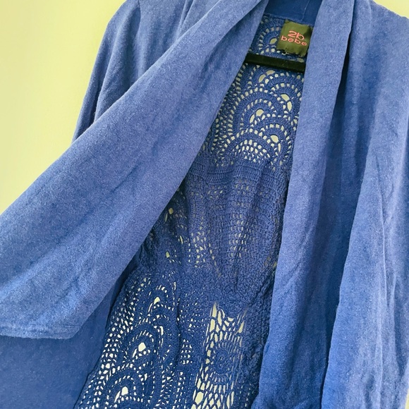 Unique Vary-Backing Sweater - Picture 2 of 4